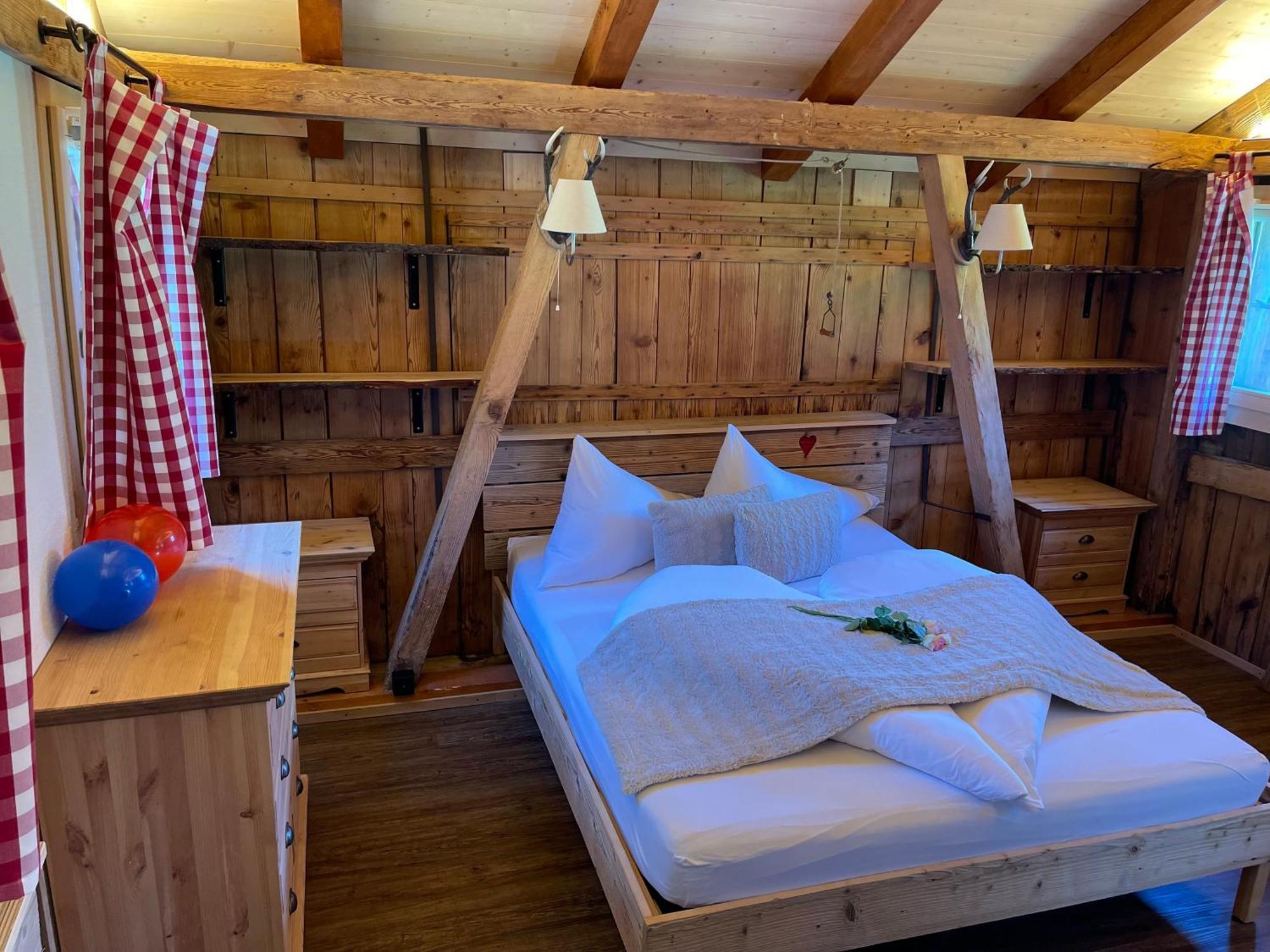Hotel Jaegerstuebli Γκρίντελβαλντ Εξωτερικό φωτογραφία