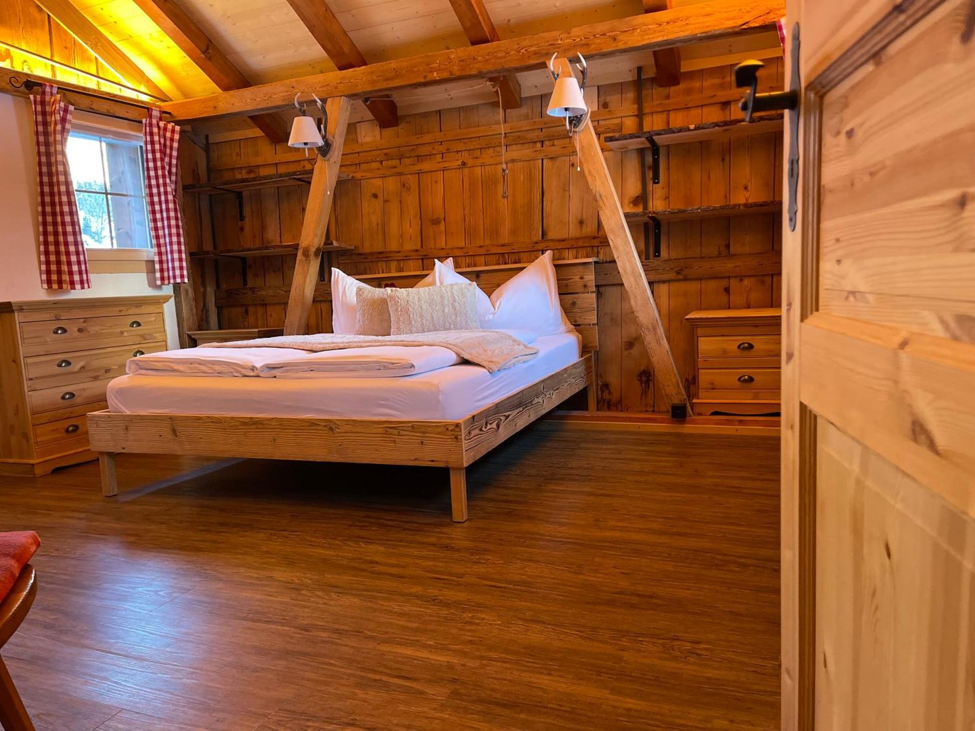 Hotel Jaegerstuebli Γκρίντελβαλντ Εξωτερικό φωτογραφία